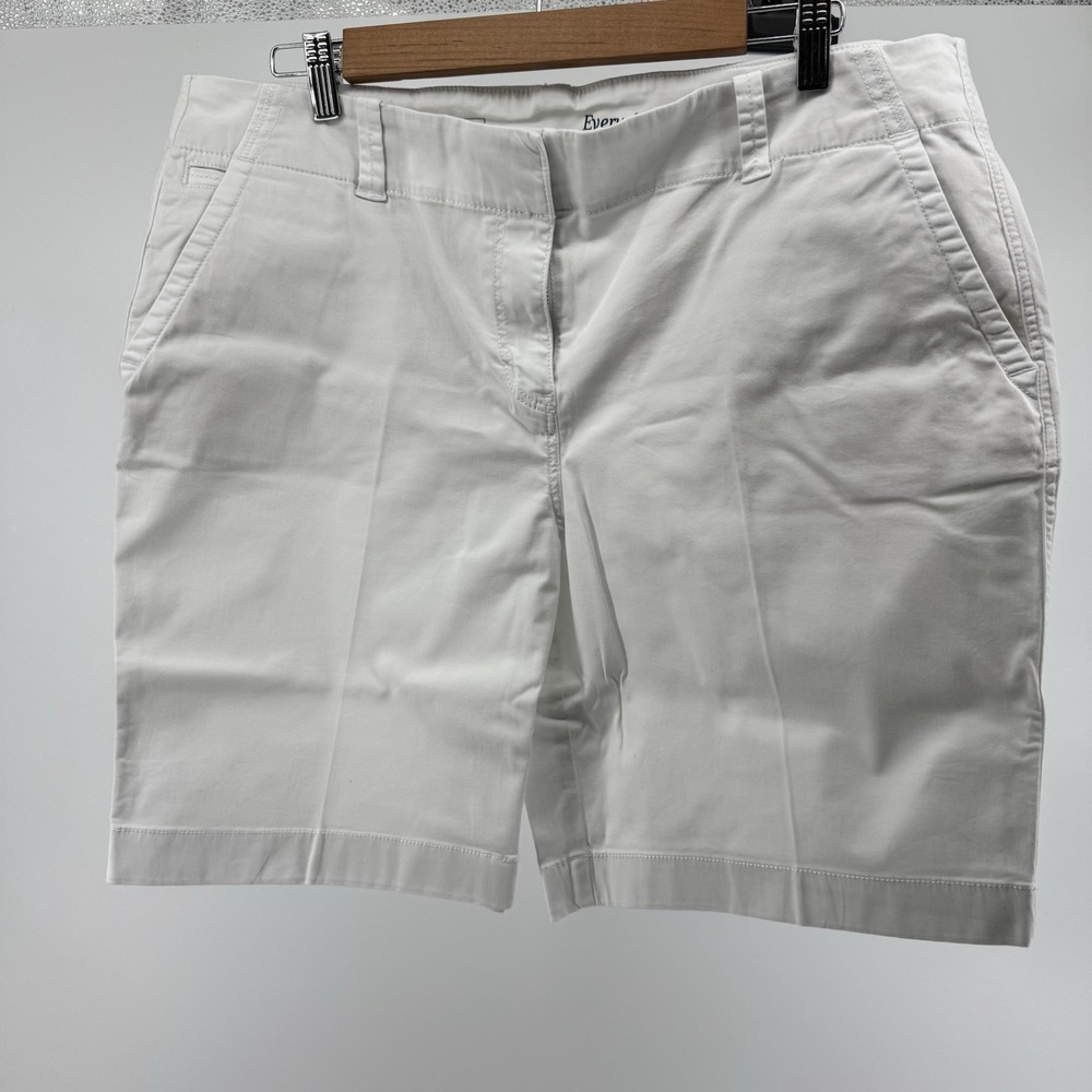 Vineyard Vines White Bermuda Shorts Womens 14 High Rise Stretch Preppy Summer